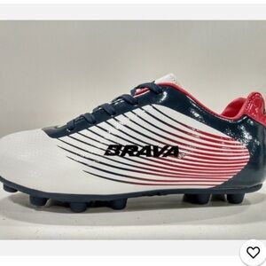 Brava Youth Fighter Soccer Cleats SIZE 4 Red, White and Blue NEW WITHOUT BOX